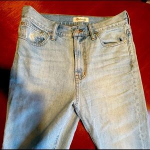 Madewell Perfect Summer Jeans wide leg cropped. Size 28